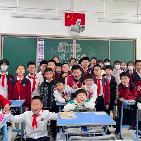 “乘风而上 一起向未来”——503班学期总结