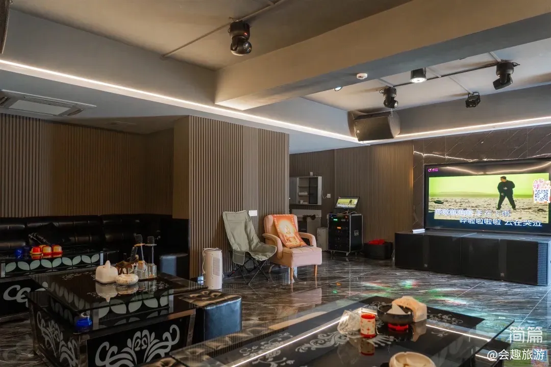 【沃然山居民宿】A栋14房35床|山涧民宿·山泉水滑梯泳池·独立泡池·独立KTV·户外草坪团建场地·会议室