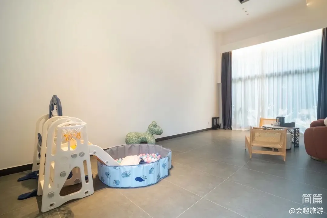 【沃然山居民宿】A栋14房35床|山涧民宿·山泉水滑梯泳池·独立泡池·独立KTV·户外草坪团建场地·会议室