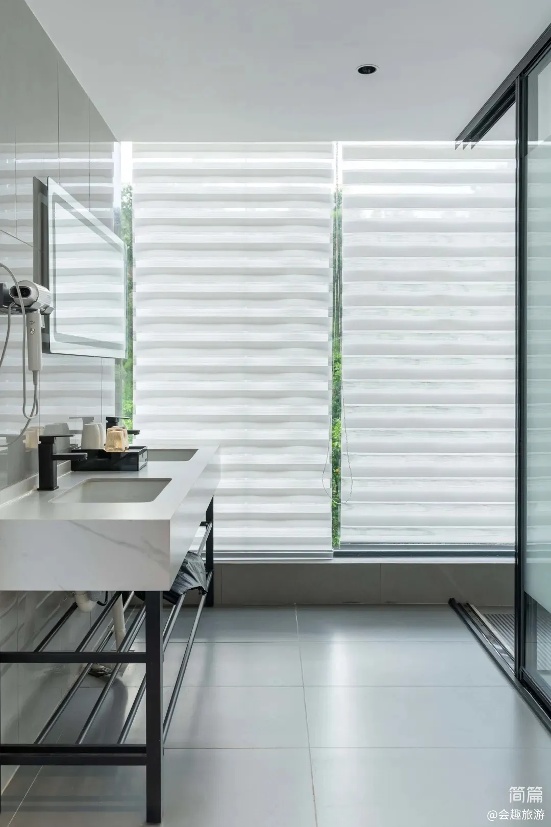 【沃然山居民宿】A栋14房35床|山涧民宿·山泉水滑梯泳池·独立泡池·独立KTV·户外草坪团建场地·会议室