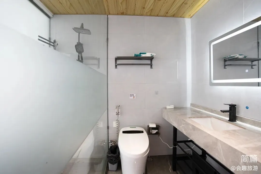 【沃然山居民宿】B栋11房22床|山涧民宿·山泉水滑梯泳池·独立KTV·户外草坪团建场地·会议室