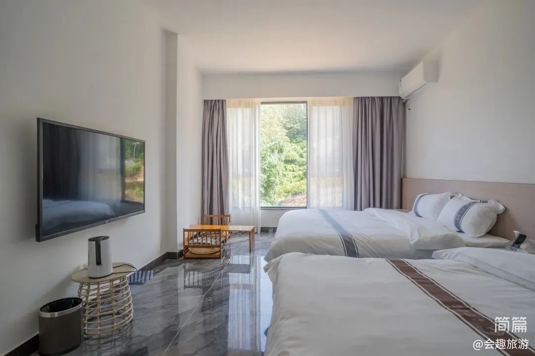 【沃然山居民宿】B栋11房22床|山涧民宿·山泉水滑梯泳池·独立KTV·户外草坪团建场地·会议室