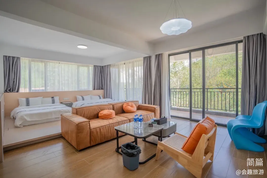 【沃然山居民宿】B栋11房22床|山涧民宿·山泉水滑梯泳池·独立KTV·户外草坪团建场地·会议室