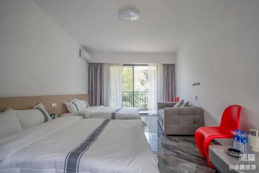 【沃然山居民宿】B栋11房22床|山涧民宿·山泉水滑梯泳池·独立KTV·户外草坪团建场地·会议室