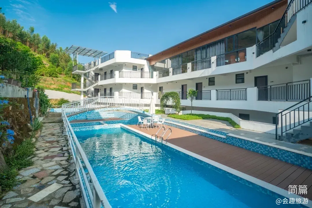 【沃然山居民宿】B栋11房22床|山涧民宿·山泉水滑梯泳池·独立KTV·户外草坪团建场地·会议室