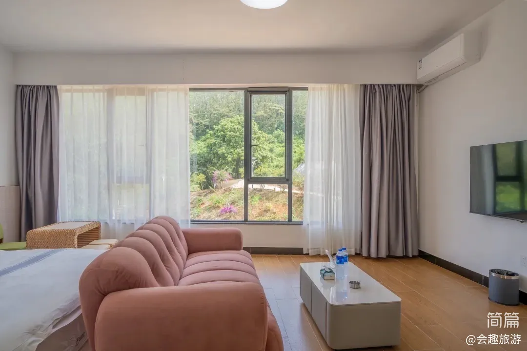 【沃然山居民宿】B栋11房22床|山涧民宿·山泉水滑梯泳池·独立KTV·户外草坪团建场地·会议室