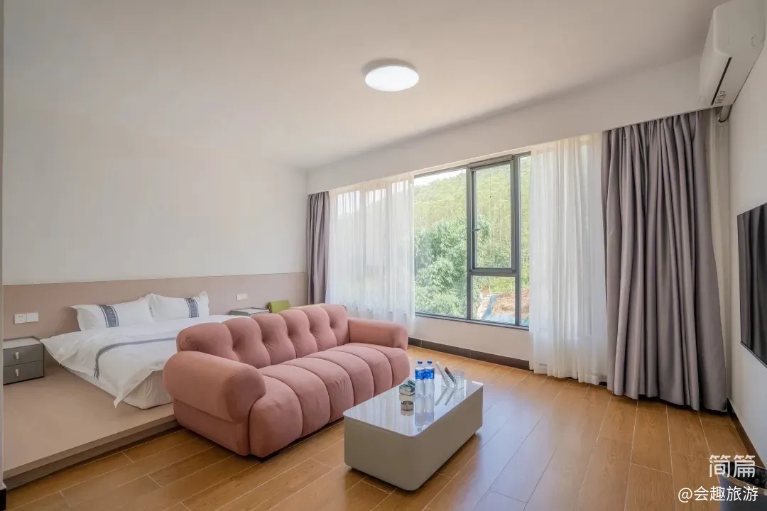 【沃然山居民宿】B栋11房22床|山涧民宿·山泉水滑梯泳池·独立KTV·户外草坪团建场地·会议室