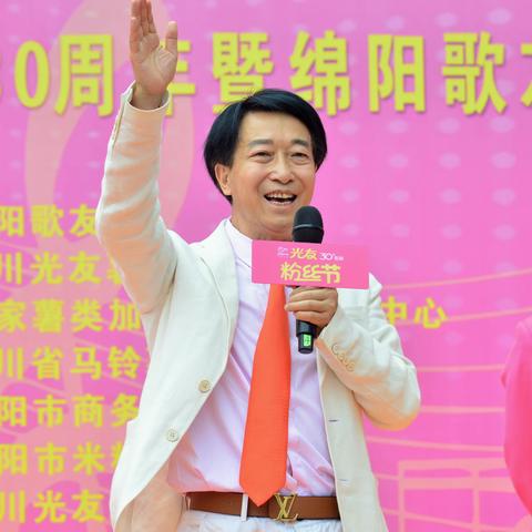 五一颂歌（副本）