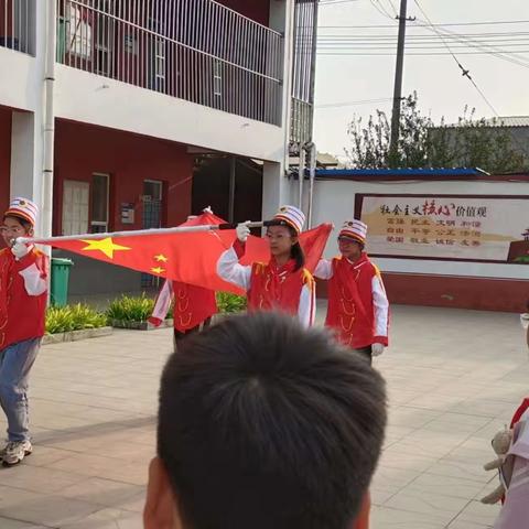 举国同庆，情满月圆——杨佐小学庆双节活动