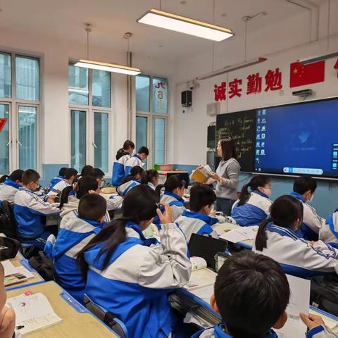 VOL.164【十七中·教研】三尺讲台绽芳华，“英”你精彩共成长——银川市第十七中学七年级英语备课组“双培双带”“三人行”老中青同课异构暨党员示范课活动纪实