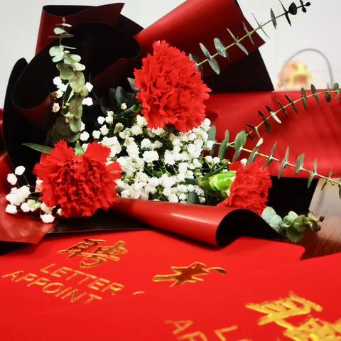 氤氲书香青衿志，履践致远“青蓝”行--市千泉小学“青蓝工程”启动仪式