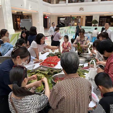 大明宫街道西派国际社区开展“我们的节日 精神的家园-箬叶飘香 情暖社区”传统文化活动