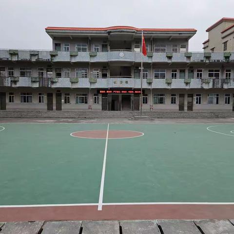 从“新”开始，共绘校园新色彩