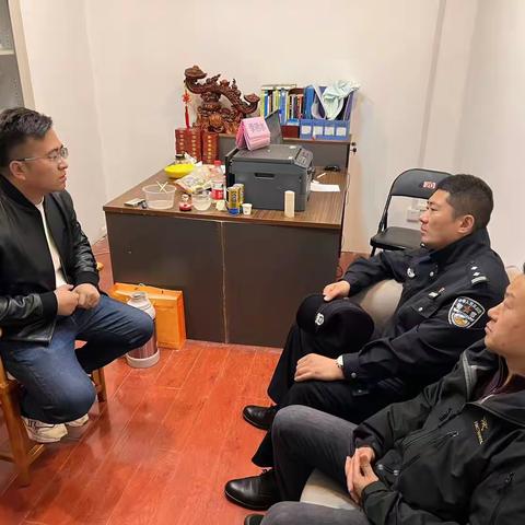 防范非法集资，共享和谐社会——七里山处非工作专班打击重点风险主体整治行动