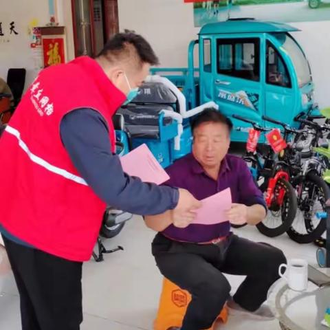 高官寨街道开展有害垃圾收集暨垃圾分类宣传活动