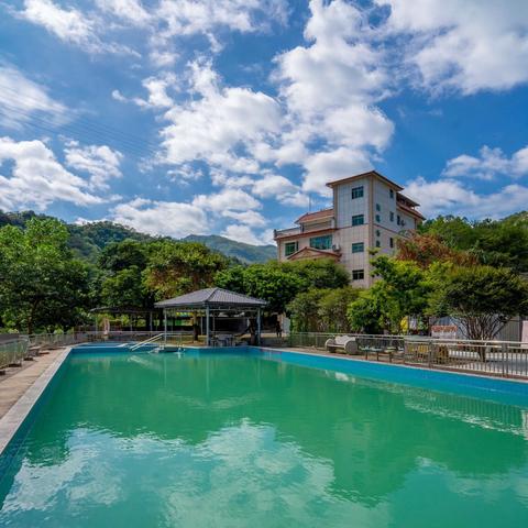 南昆山楠溪.云墅团建民宿拓展23房43床 | 畔溪沙滩| 山水大泳池 | 伴溪草坪|大型宴会厅|私家泡池|明火烧烤场