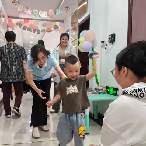 “用爱点亮 放飞梦想”  育华社区暖心陪伴特殊儿童过“六一”