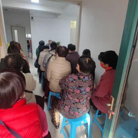 建立聚贤社区家长学校培训会议