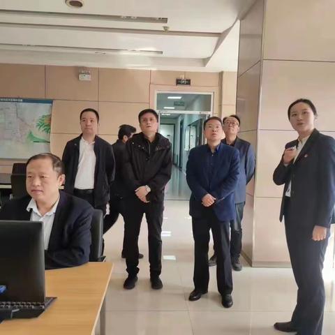 魏鹏副局长带工作组到市自来水公司开展节假日期间安全检查