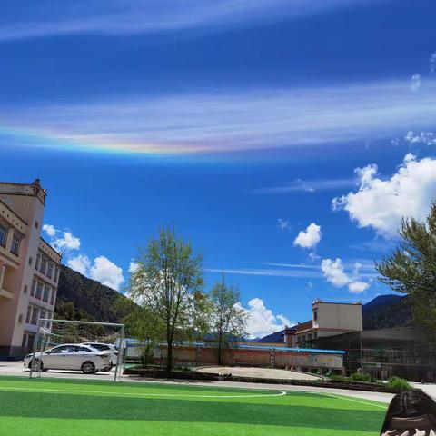 “倾听儿童   相伴成长”——小金县两河口镇小学附属幼儿班家长开放日暨亲子游园活动