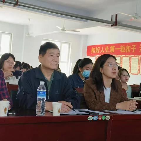 且教且研绽芬芳 不负韶华共成长 ——任泽区教育局教研室组织召开七年级英语语法课教学研讨会