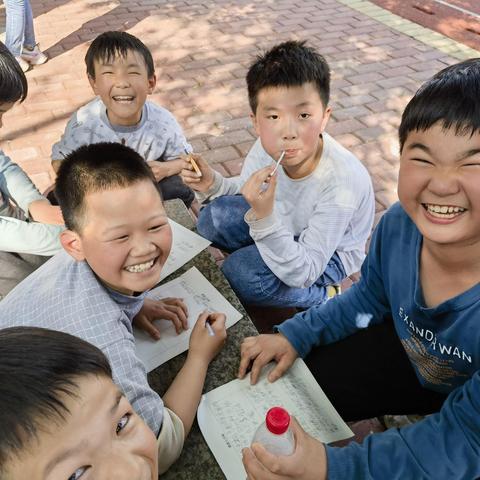 学会感恩，与爱同行——白芒营镇中心小学心理团建活动