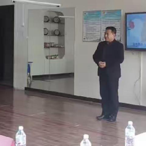 “委”以重任  “味”爱同行 ——宝光路幼儿园召开新学期第一次家委伙委会会议