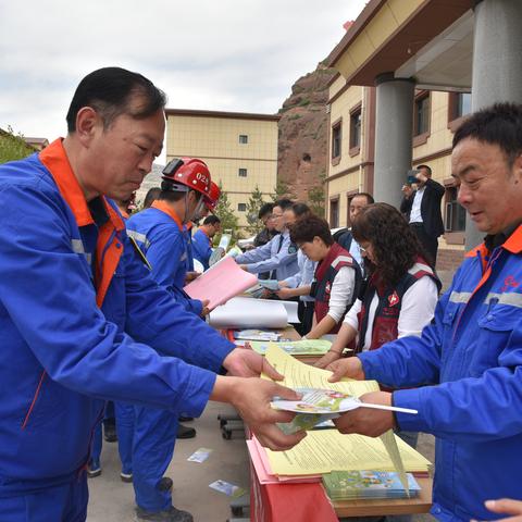 天水公司开展《职业病防治法》宣传周活动