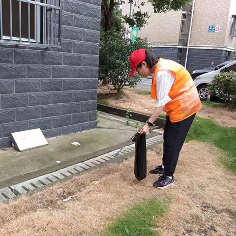 清洁家园 从我做起