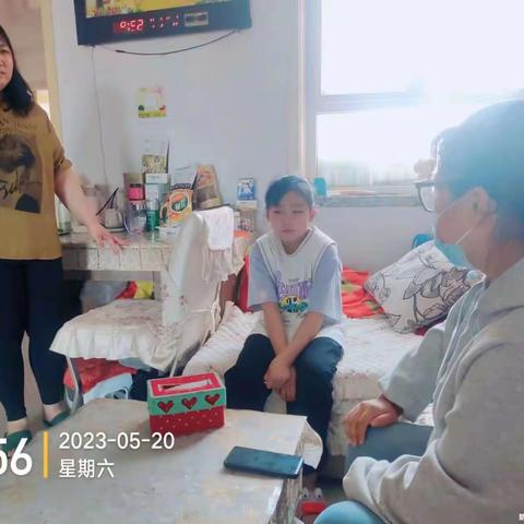 爱在家访 花开无声——记民主小学二二班家访