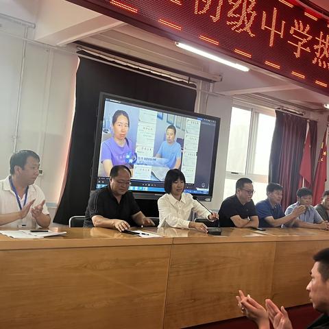 心系教育 情暖园丁   ——鞍匠镇及辖村领导到安匠初中慰问