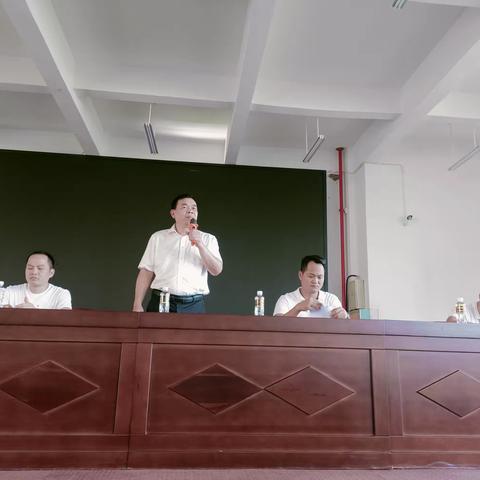 澜江学校全体住宿生第一次会议