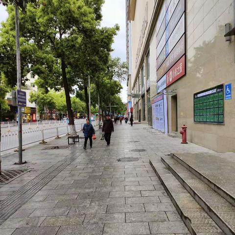 恩施来凤店防损每日巡查报告