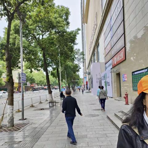 恩施来凤店防损每日巡查报告