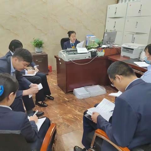 北屯市支行深入贯彻落实深化“内控合规建设年”工作