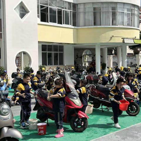 快乐劳动 传承美德——弋阳县第三幼儿园劳动节主题活动