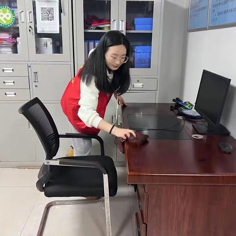 “创文巩卫”清洁活动【东化文明实践】
