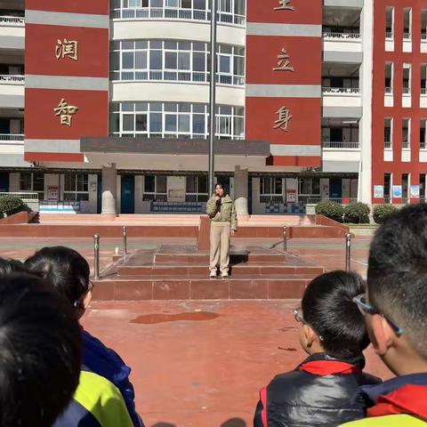 防范未然 安全同行——嵩县第二实验小学冬季预防地质灾害暨防踩踏安全疏散演练
