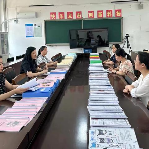 督导考核促规范 问诊把脉谋发展—经开区一中迎接区教研室教学教研常规督导考核