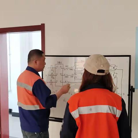 13新民电务车间新职工培训