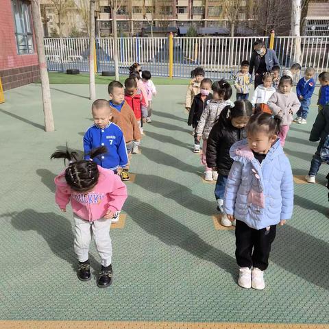 中宁县第十幼儿园小一班第五周幼儿园生活精彩回顾