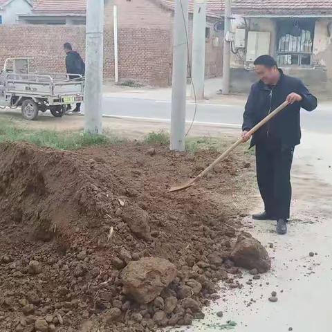 平整路面，防止积水