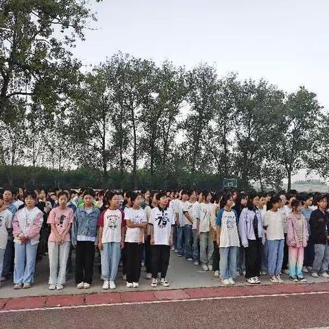 整装待发，迎接新的挑战！——遂平县和兴镇初级中学举行开学第一课