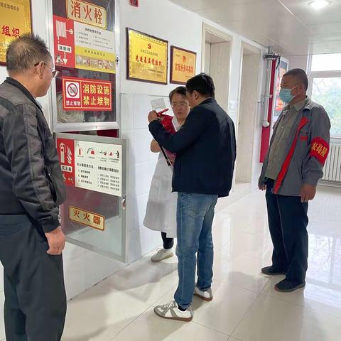 高陵区崇皇中心卫生院开展中秋、国庆节前安全生产大检查