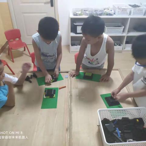 创未来机器人：7月7日下午13：30—15：00极光课程反馈