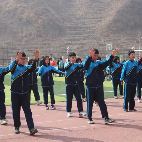 阳光大课间 运动展风采——挂兰峪中学举行大课间操评比活动