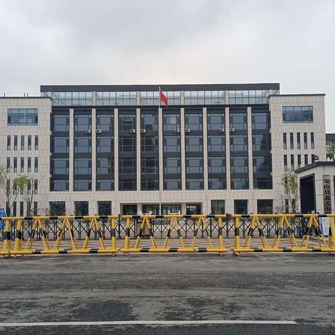 探究复习策略 提高教学实效——梁山县北关小学全体数学教师参加全市小学数学学科复习巩固主题研讨活动