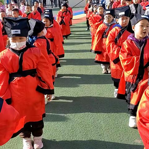 《国学古韵》—德州之星幼儿园中蒙三班国学课堂