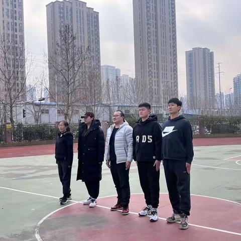 『阳光体育』凝心聚力 以研促教—阳光实验小学开展新学期教研活动