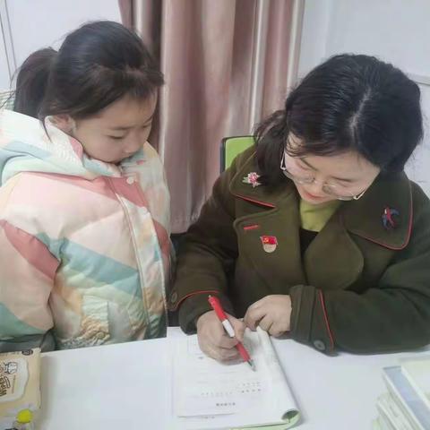 暖爱童心，一路生花——许昌市健康路小学党员教师一对一爱心帮扶活动